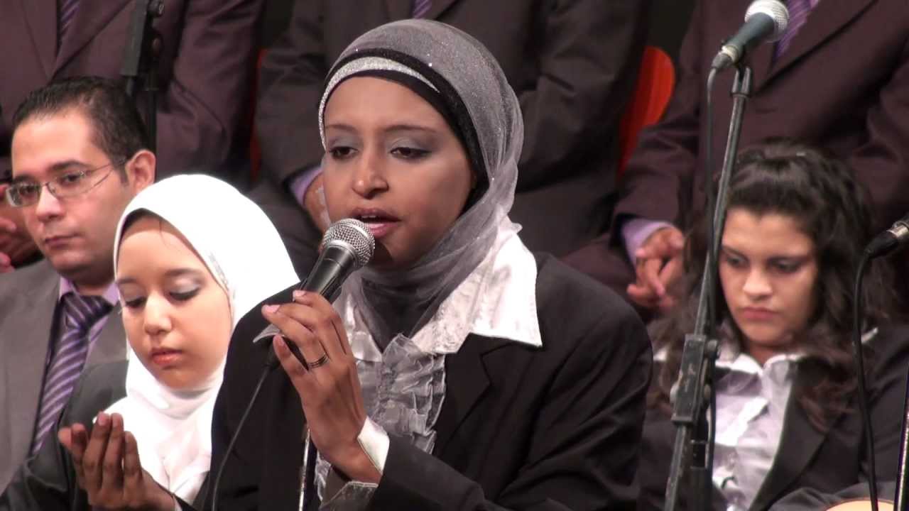 القلب يعشق - أمنية عبده - المكتبة 3 سبتمبر 2011