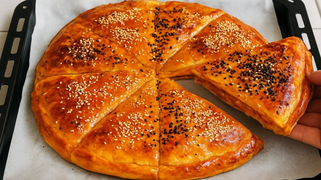 فطيرة بحشوة لذيذة 😋 واقتصادية ‼️بعجين قطنية بدون📍 دلك او مجهود 💯