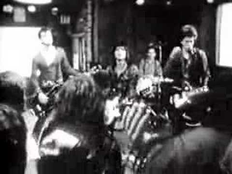 Joan Jett & The Blackhearts - I Love Rock N Roll