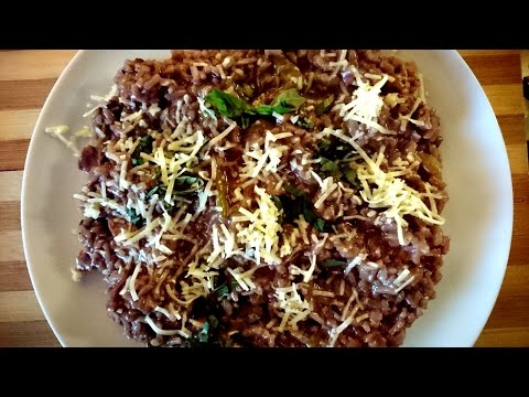 Creamy Italian Risotto with Asparagus and Red Wine