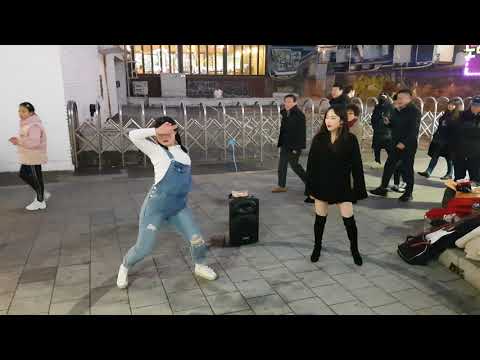 20200124 홍대버스킹 케이팝(KPOP) 좋아하는 귀여운 아마추어 소녀들 04 - 宣告 (Love Shot) _ EXO