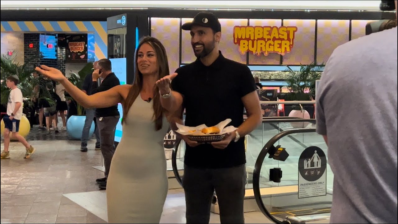 MrBeast draws thousands to  star's new burger joint at American  Dream mall