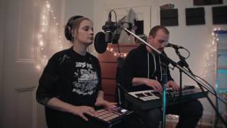 Vignette de la vidéo "Jenna Pemkowski and Memorecks - Adam's Song (Blink 182 Cover)"