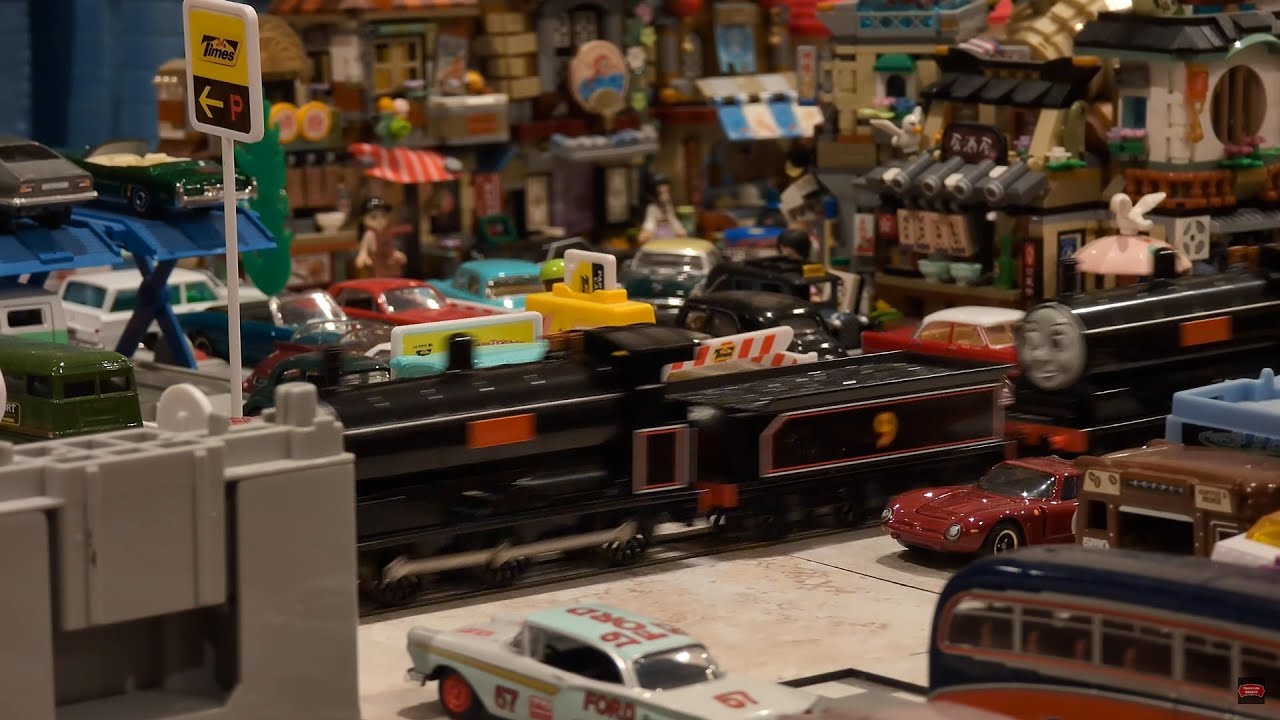 The Scottish Twins Double-Head a Long Goods Train (Bachmann Donald and Douglas)