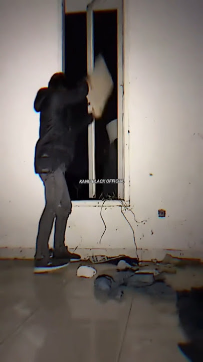 Download lagu KANG BLACK H4J4R KELAPA KUNTILANAK HITAM !!