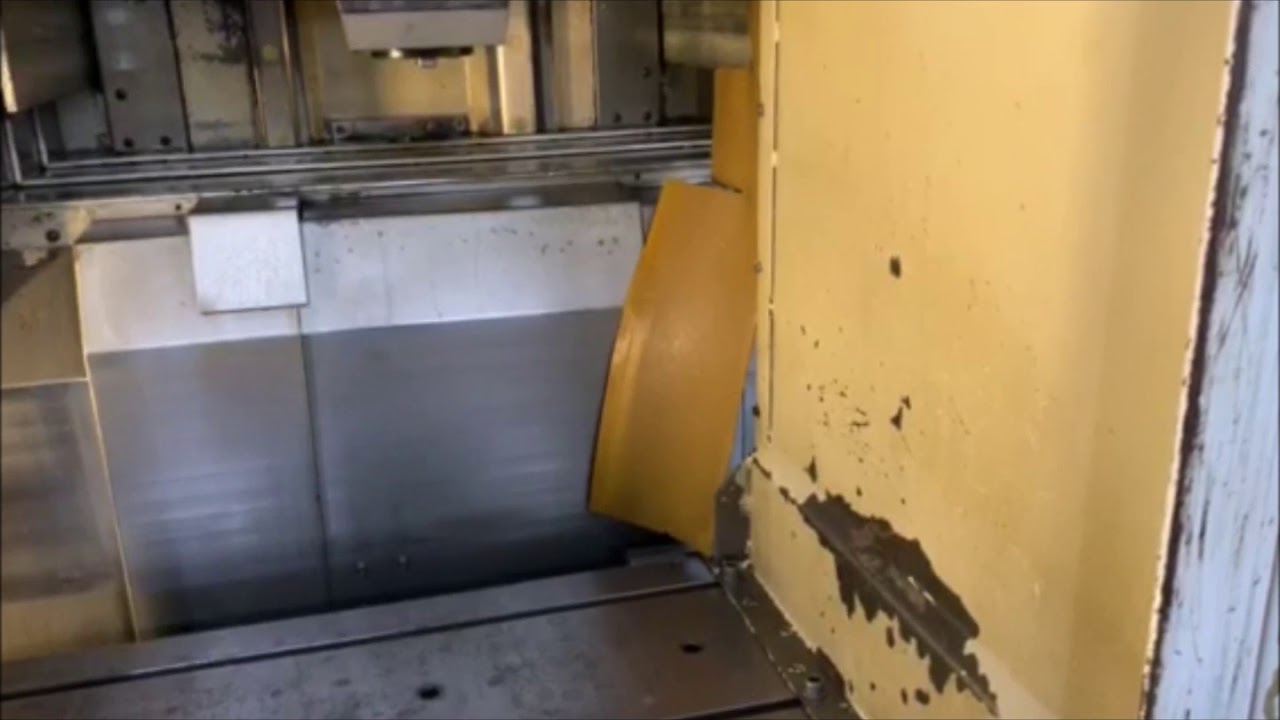 STAMA MC 530 Vertical Machining Centre