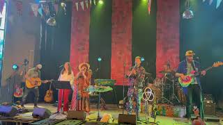 Trinity Wereldwijs Live Met Elly Zuiderveld - Wereldvreemd Official Bootleg Video