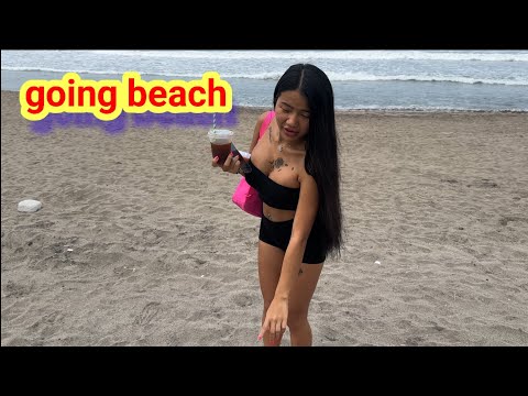 praew Asian she going beach