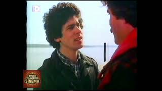 Monique Ve Julie, Deux Collégiennes En Partouze 1979 Monique Et Julie, Deux Collégiennes En Part