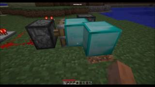 Minecraft Piston duplication glitch  (beta! it is patched! do not try this)