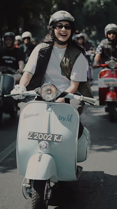 Scooterist Sintyamarisca #ootdfashion #scooter