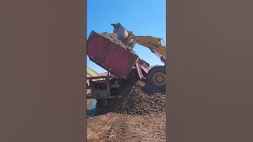 Rolling stone truck unloading process- Good tools and machinery make work easy