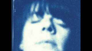 Video thumbnail of "Julie Doiron - Love to annoy (1997)"