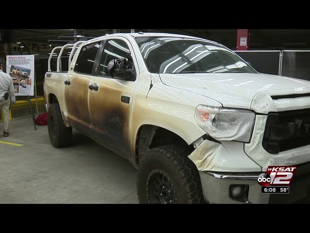 トラック TUNDRA FIRE Phoenix International Raceway Toyota Tundra Fire Support T