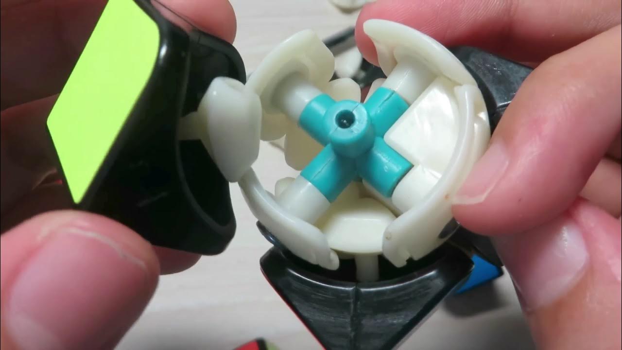 How to Disassemble and Reassemble a 2x2 Rubik's Cube YouTube