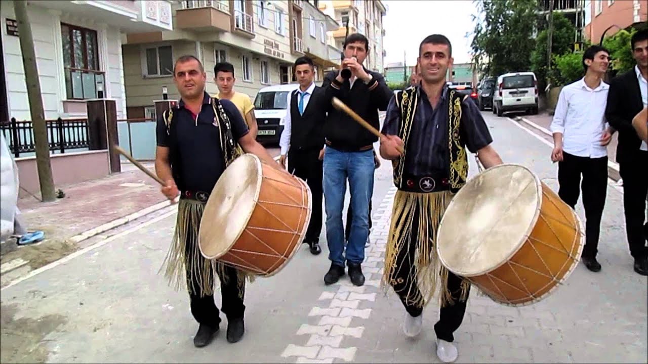 SAMSUN YAYLAKÖYÜ'NÜN ÇILGIN DAVULCULARI