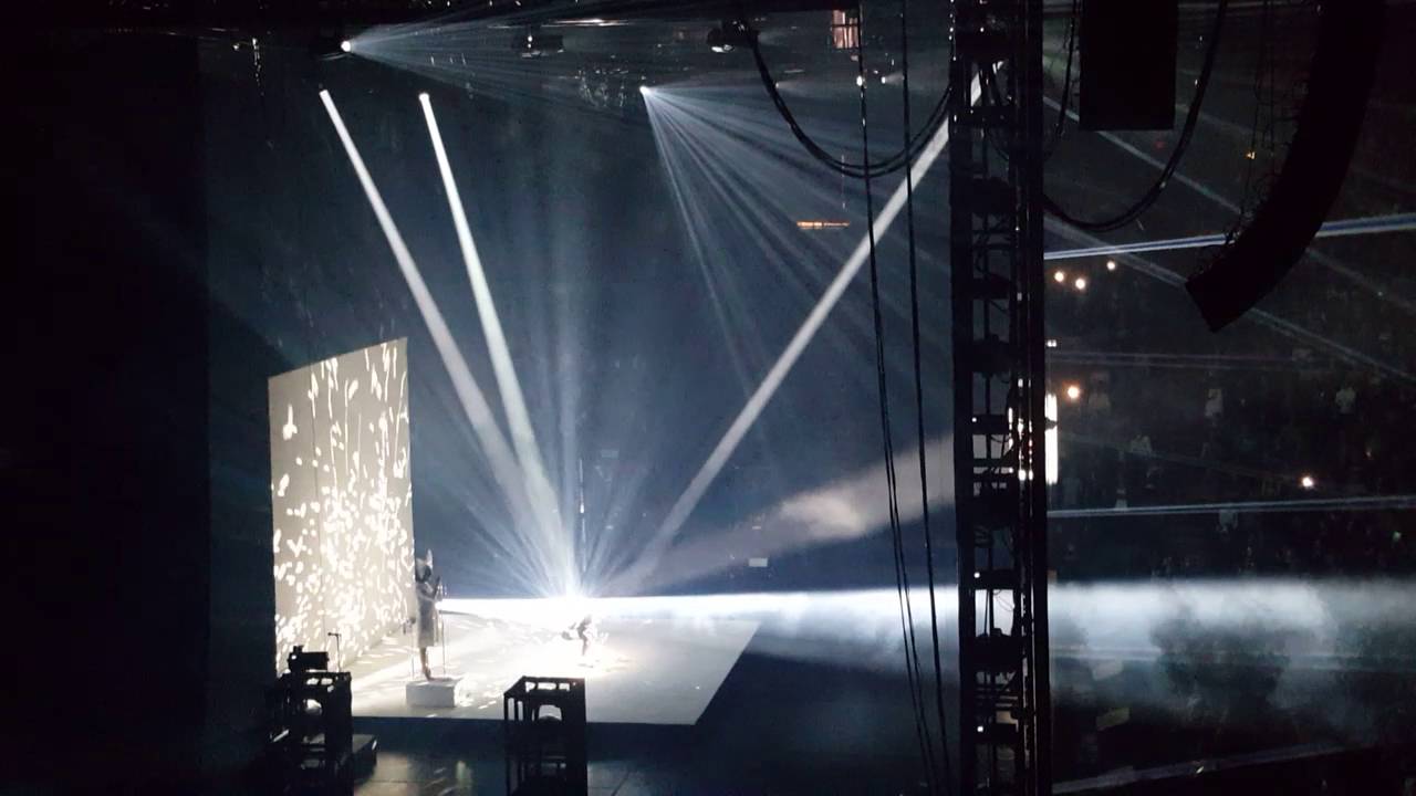 SIA IN MONTREAL - DIAMONDS