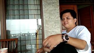 Menunggu pujaan hati