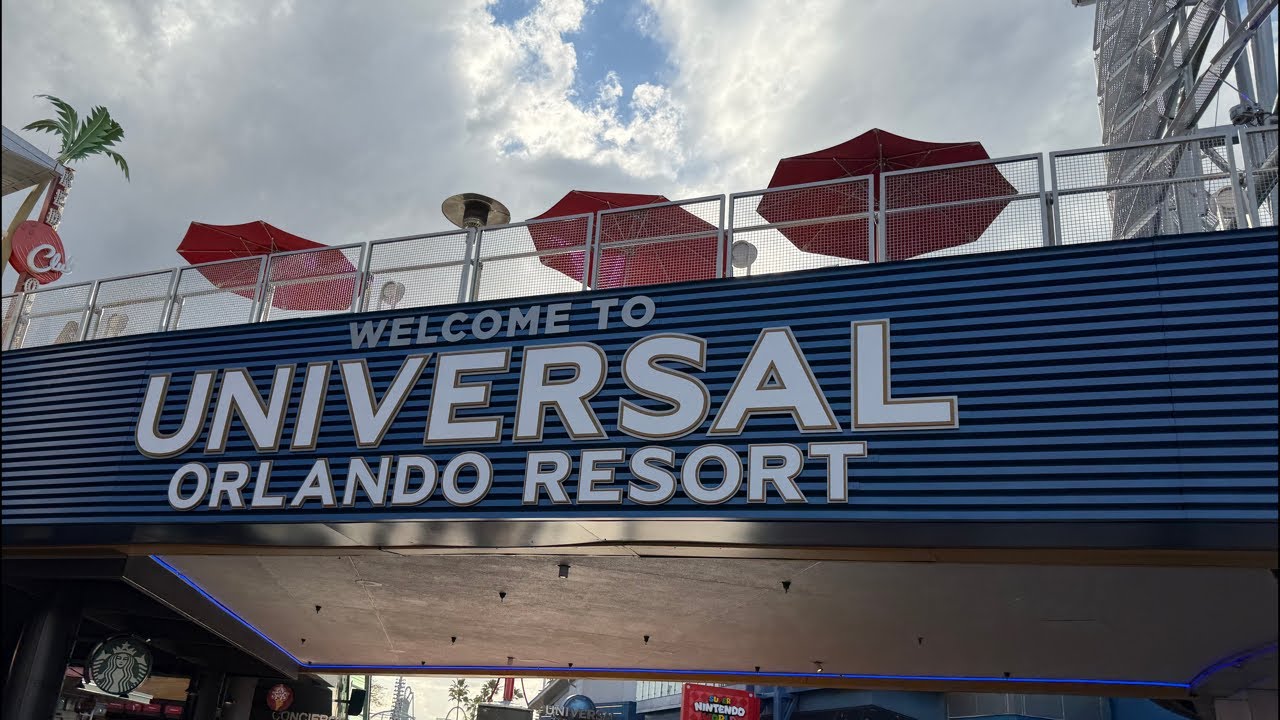 🔴 LIVE from Universal Studios Orlando for Wednesday Night
