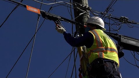 AT&T working to bridge the digital divide