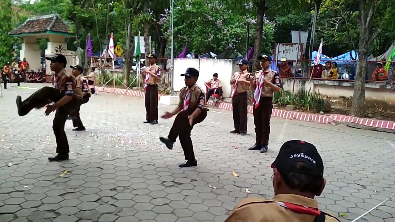 Performa Andika Pramuka Darul Ihsan dalam perlombaan PBB Fariasi