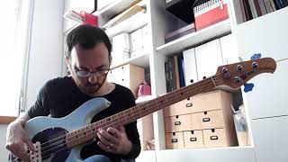 Miniatura de "La belle dame sans regrets Kenny Kirkland solo bass transcription"