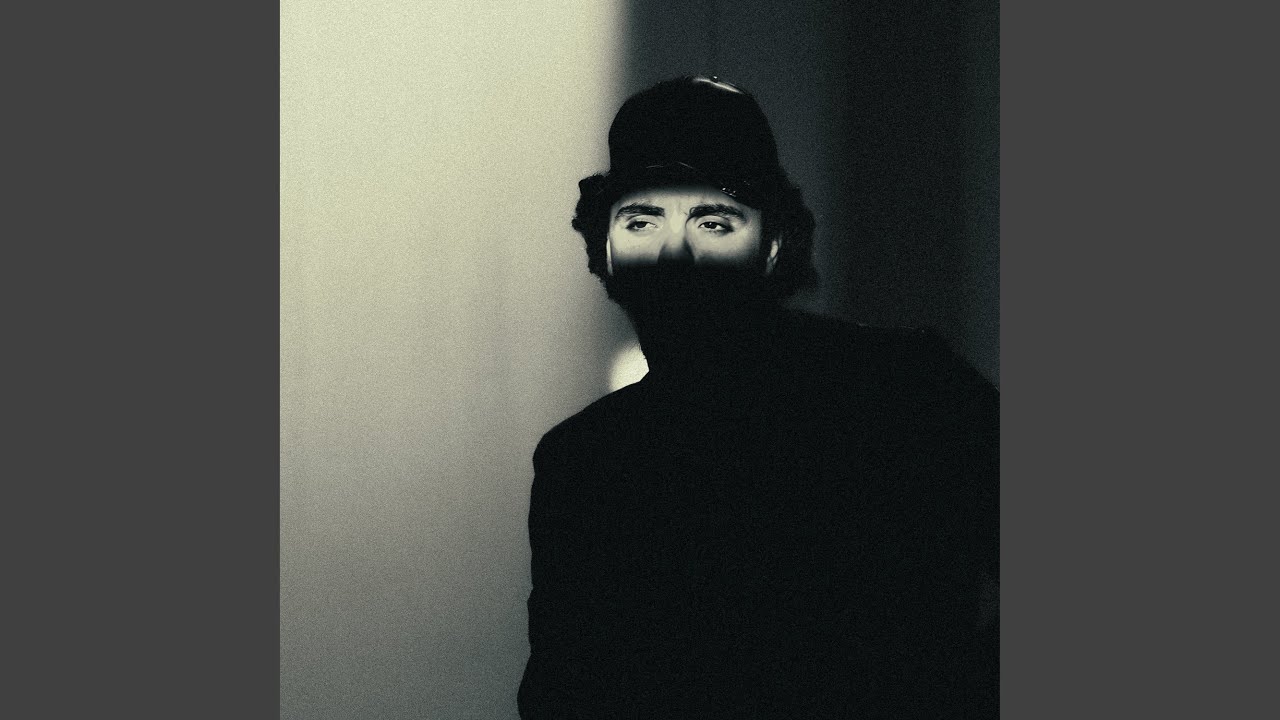 FOUT adlı videoyu YouTube'da izle FOUT adlı videoyu YouTube'da izle