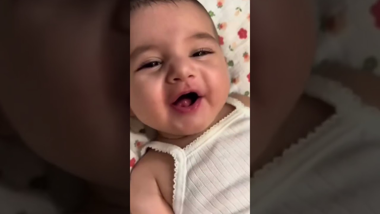 Cute baby’s laughing 😜 