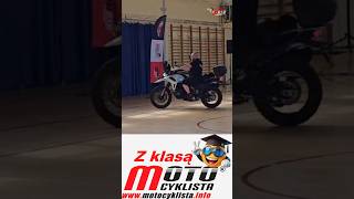 CfMoto 1000 MT-X jeździłem motocyklem po szkole.