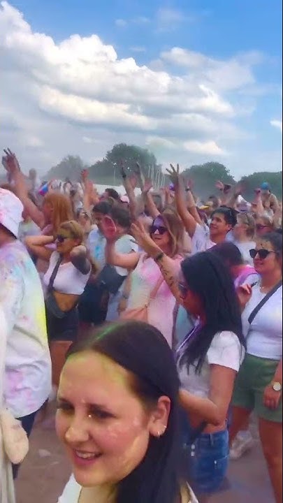 holi festival hamburg