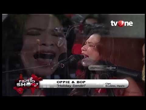 Oppie Holiday Sendiri (Lirik)