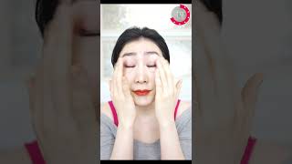 Tapping Massage to Lift droopy eyelids by boosting collagen