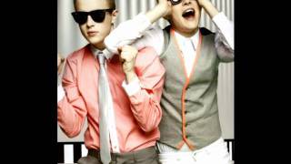 Jedward - Hold The World