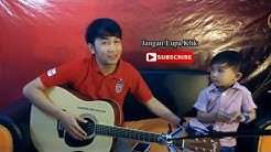 Nathan Fingerstyle Feat. Ezzel (pertama kali Ezzel belajar nyanyi) Dadali - Disaat aku Tersakiti - Durasi: 5:29. Nathan Fingerstyle Feat. Ezzel (pertama kali Ezzel belajar nyanyi) Dadali - Disaat aku Tersakiti - Durasi: 5:29.