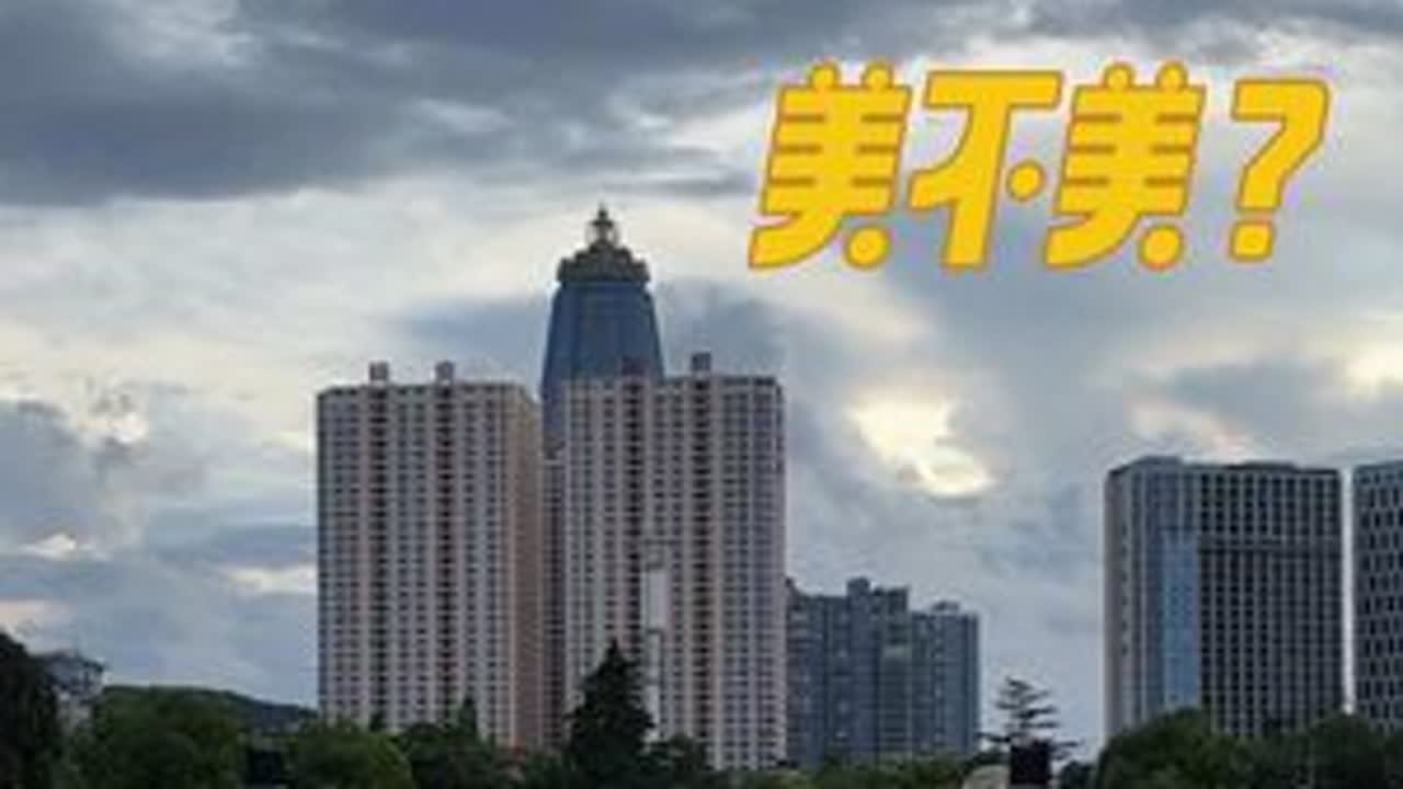 曲靖为什么深受全国避暑客的欢迎？珠江源广场随机采访路人！ #曲靖避暑#曲靖避暑生活#曲靖避暑旅居