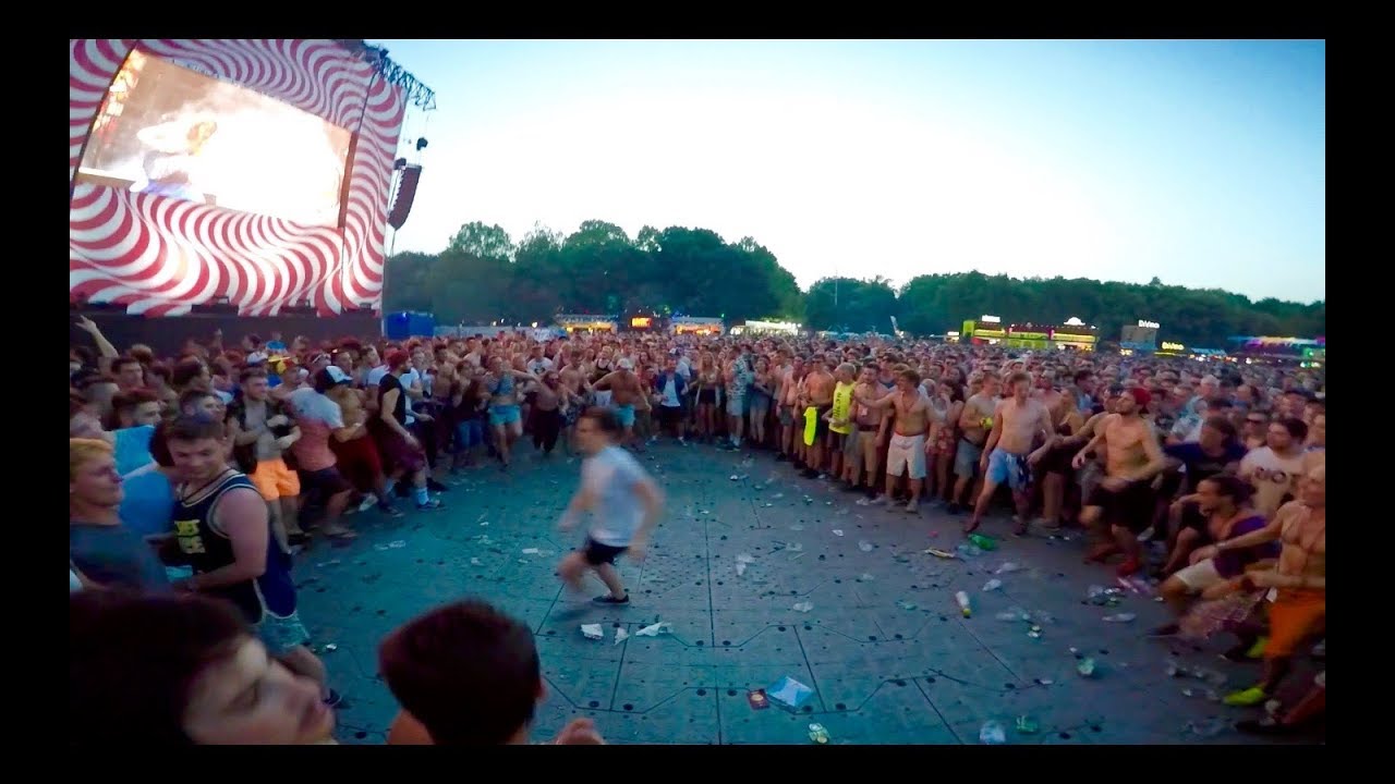 SZIGET 2017 HUGE POGO (MOSHPIT) LIVE @ BIFFY CLYRO