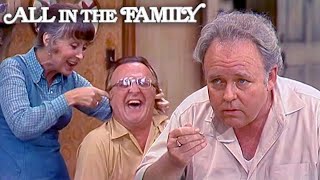Archie Just Wants His American Spaghetti | All In The Family Resimi