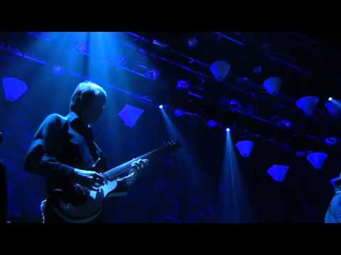 Wilco - One Sunday Morning