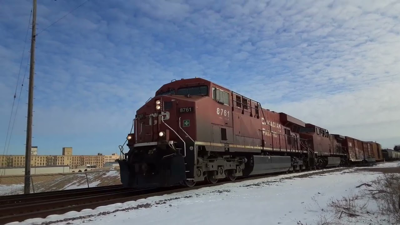 Canadian Pacific CP 8761 in Milwaukee