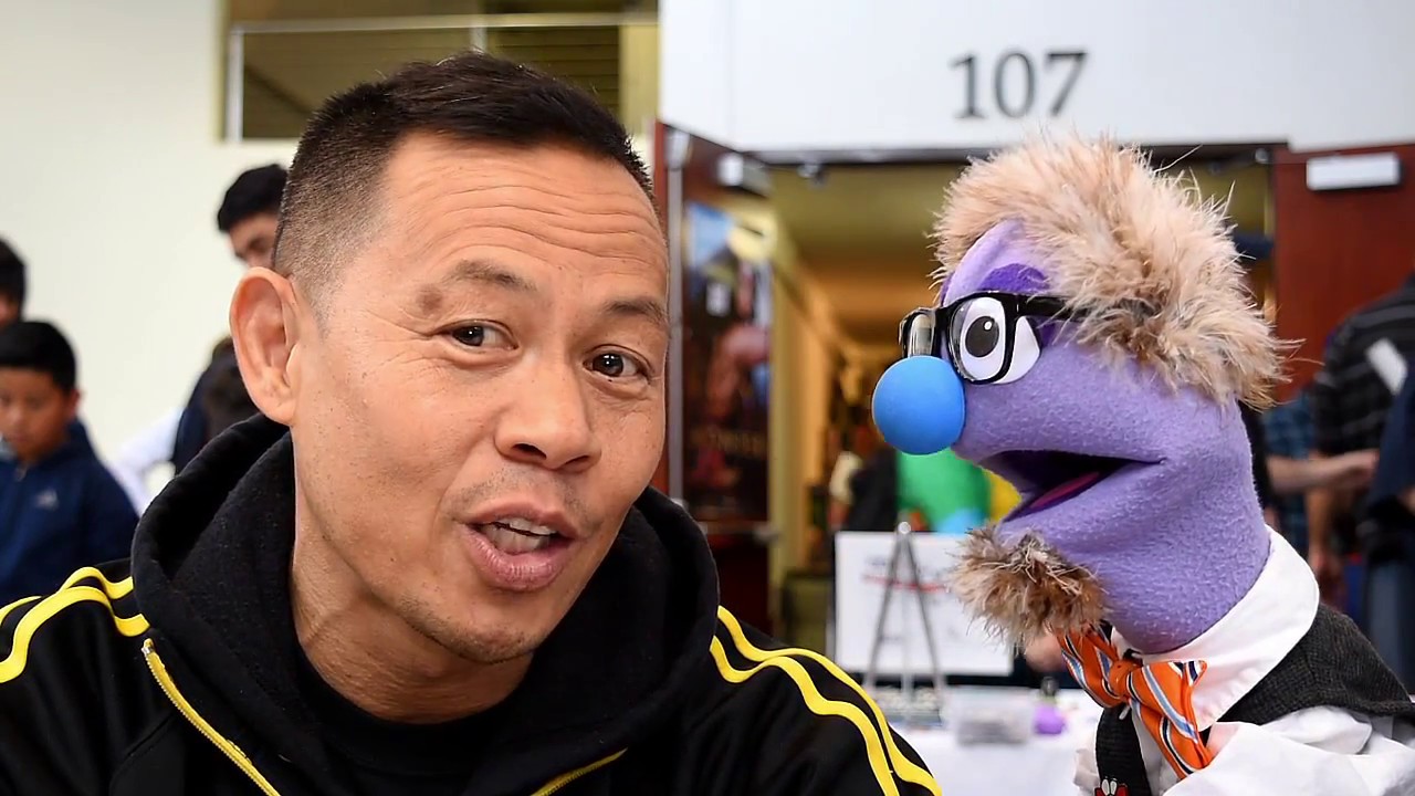 That time Ernie Reyes Jr. talked to a Puppet at Pasadena Comic Con 2017