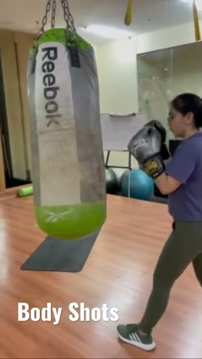 Mukulin samsak selama 2 menit? HARUS COBAIN! #bodyshort #bodyshorts #boxing #boxingtraining #girl