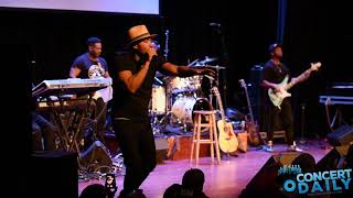 Lyfe Jennings performs "Must Be Nice" live at the Bethesda Blues & Jazz Club