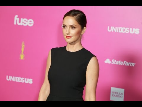 Video: Minka Kelly netoväärtus: Wiki, abielus, perekond, pulmad, palk, õed-vennad