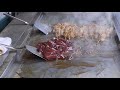 西成やまきのホルモン焼き 喧騒にまみれた年末のドヤ街に潜入‼︎ Old Style Japanese Street food ASMR in Nishinari Yamaki 호르몬 구이 鉄板焼き