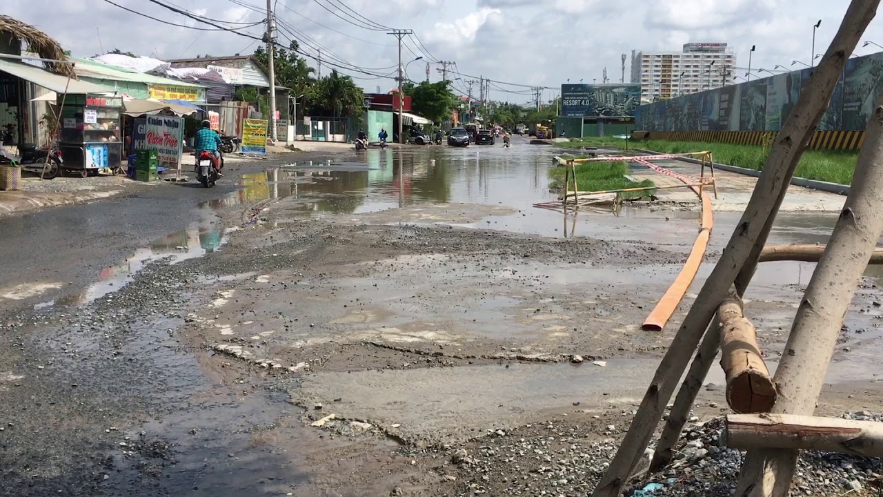 Đào Trí Quận 7 TPHCM đường hư, nước ngập! - youtube
