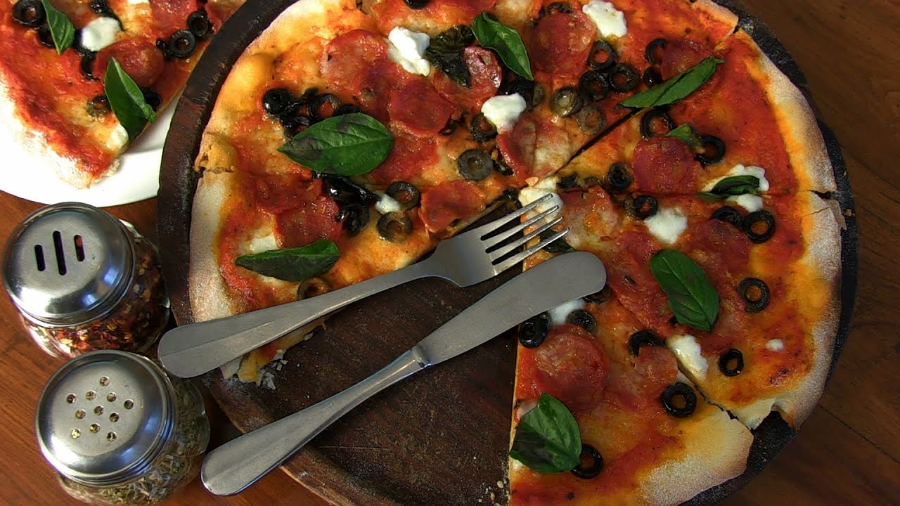 Indian Restaurant Special Pepperoni Pizza At Cafe Mangii With Mini