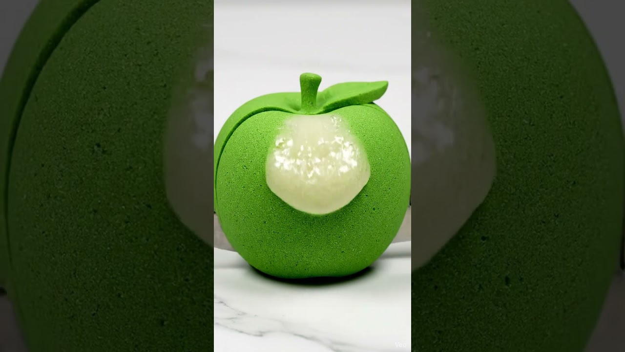🍏 Juicy Green Apple Kinetic Sand Cutting ASMR  Slice Satisfying ✨ 