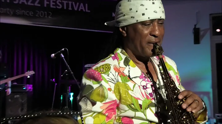 Suede - Marion Meadows at 8. Mallorca Smooth Jazz ...