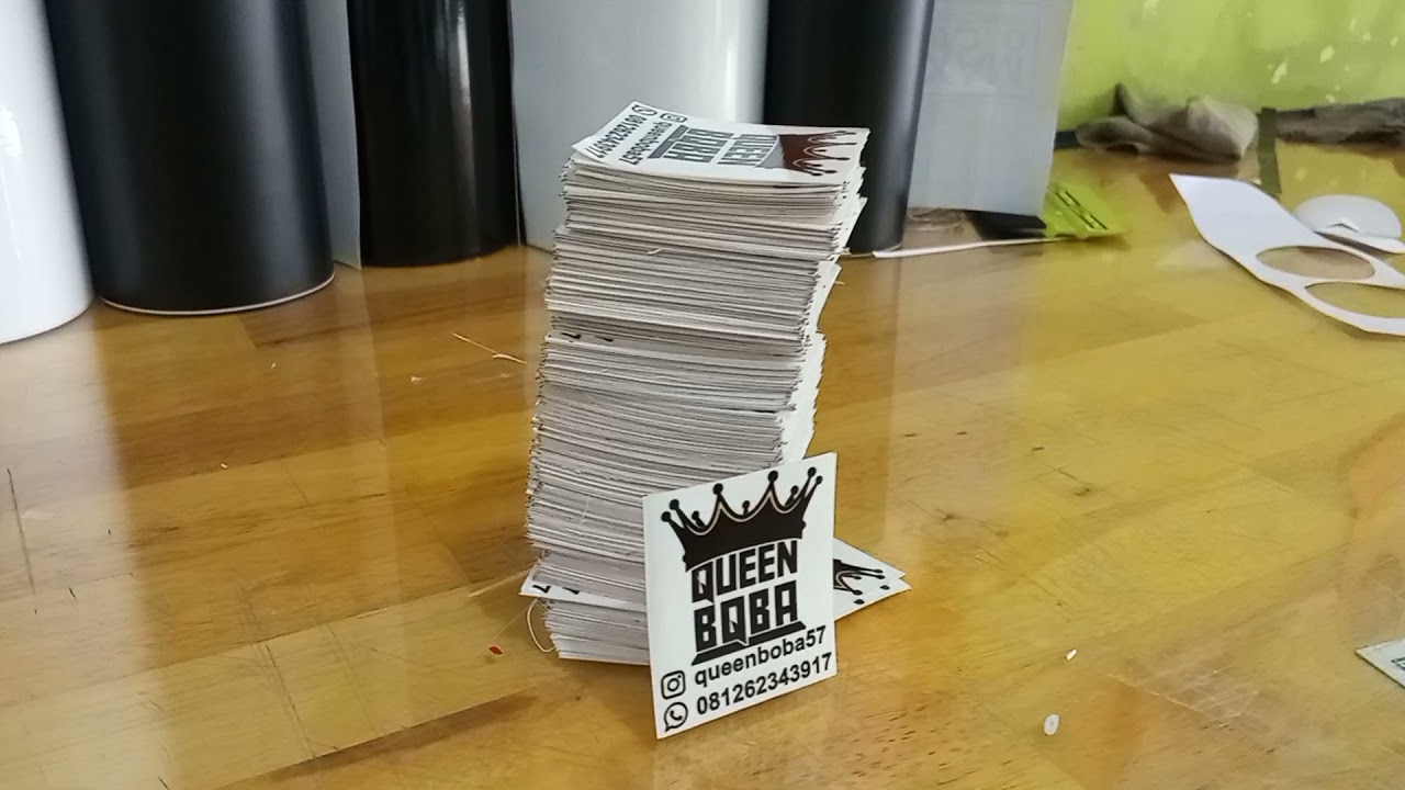  cetak  dan desain stiker  cup gelas tempat boba di Medan  