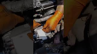 92' Honda CB7 - New alternator installed. 100 degrees outside, holy chet.. #hondaengine #honda